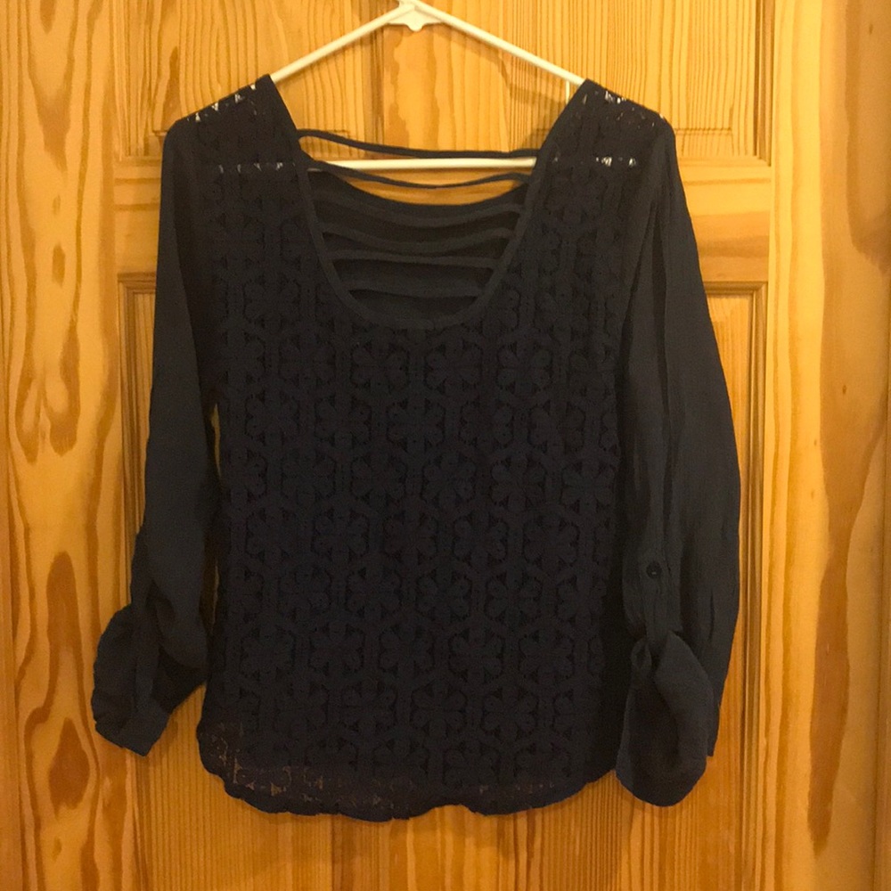 Cute top with a lace back